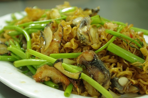 Hàng ốc đêm ngon nhất Quận 4 5