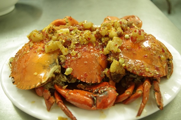 Hàng ốc đêm ngon nhất Quận 4 4