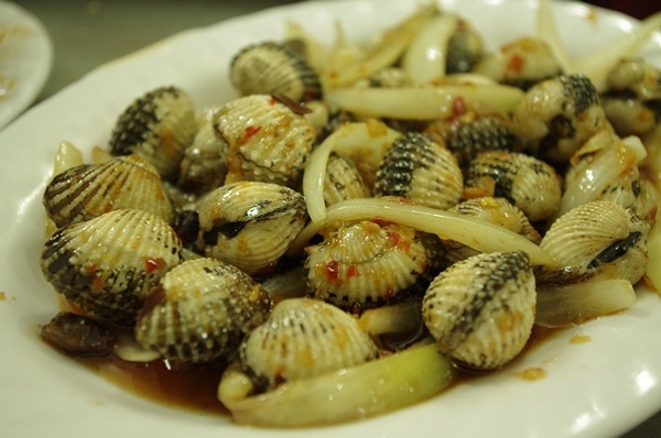 Hàng ốc đêm ngon nhất Quận 4 17