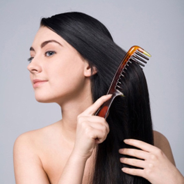 Chăm làm tóc, chớ quên dưỡng tóc! - Ảnh 2. Chăm làm tóc, chớ quên dưỡng tóc! - Ảnh 2.