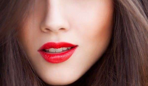 Này cô gái! Đừng quên sắm cho mình một thỏi son đỏ - Ảnh 4. Này cô gái! Đừng quên sắm cho mình một thỏi son đỏ - Ảnh 4.