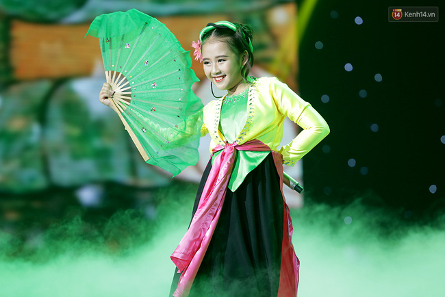 Giọng hát Việt nhí: Những yếu tố giúp thí sinh tự tin tỏa sáng - Ảnh 8. Giọng hát Việt nhí: Những yếu tố giúp thí sinh tự tin tỏa sáng - Ảnh 8.