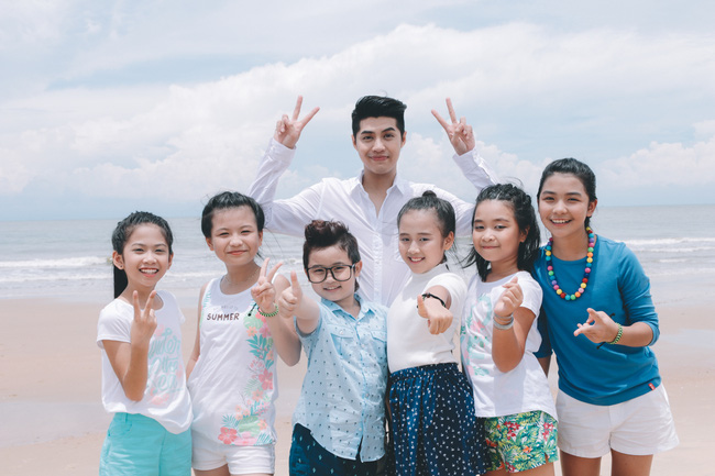 Những khoảnh khắc ấm áp tại nhà chung của các bé The Voice Kids - Ảnh 12. Những khoảnh khắc ấm áp tại nhà chung của các bé The Voice Kids - Ảnh 12.