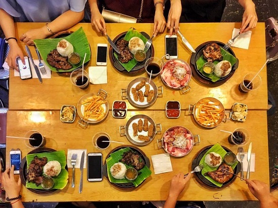 Gọi lẩu Thái chua cay, chén chân gà no say duy nhất tại Hà Nội - Ảnh 6. Gọi lẩu Thái chua cay, chén chân gà no say duy nhất tại Hà Nội - Ảnh 6.