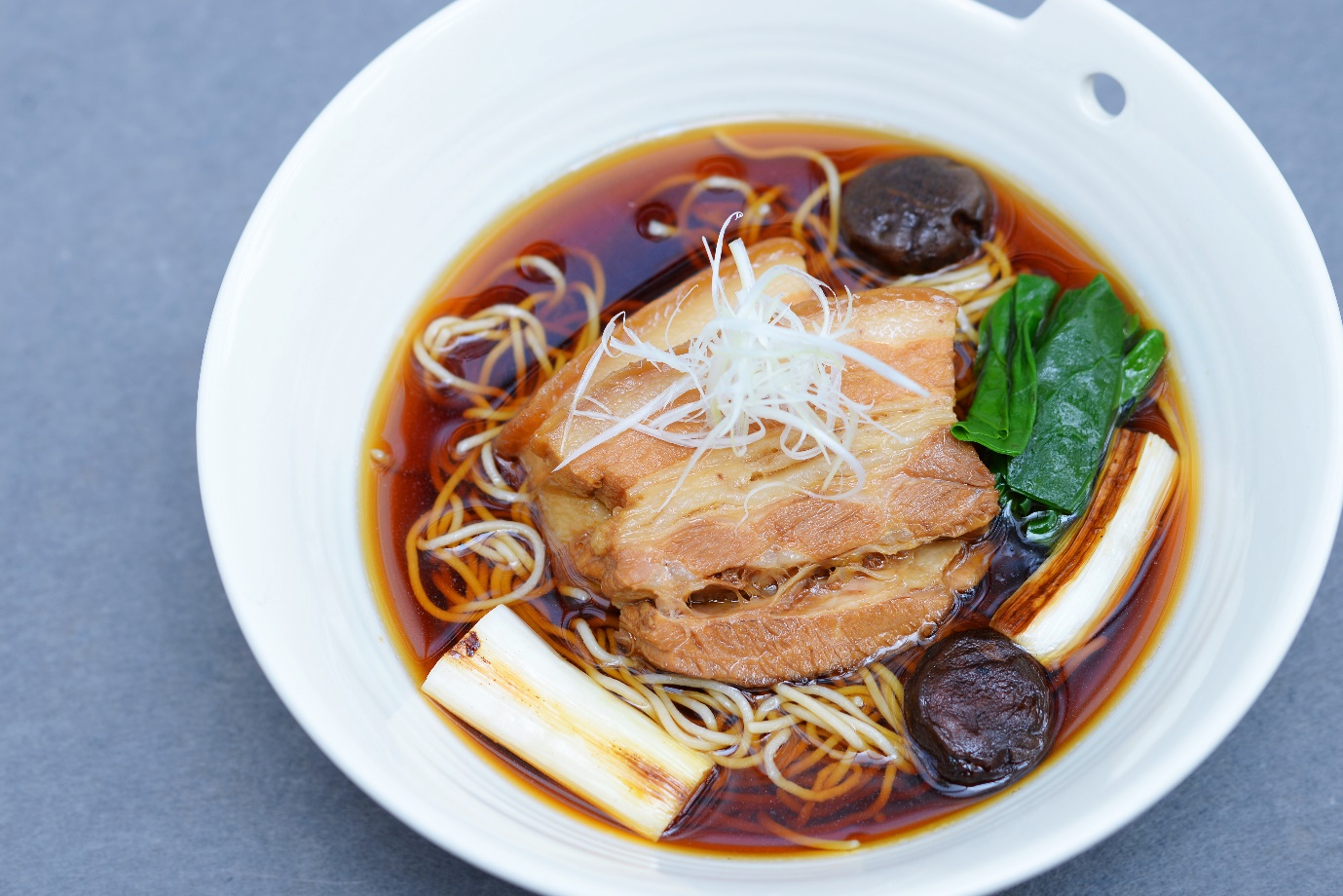 Giới trẻ Hà thành “phát sốt” với trào lưu ăn mì Soba tươi - Ảnh 7. Giới trẻ Hà thành “phát sốt” với trào lưu ăn mì Soba tươi - Ảnh 7.