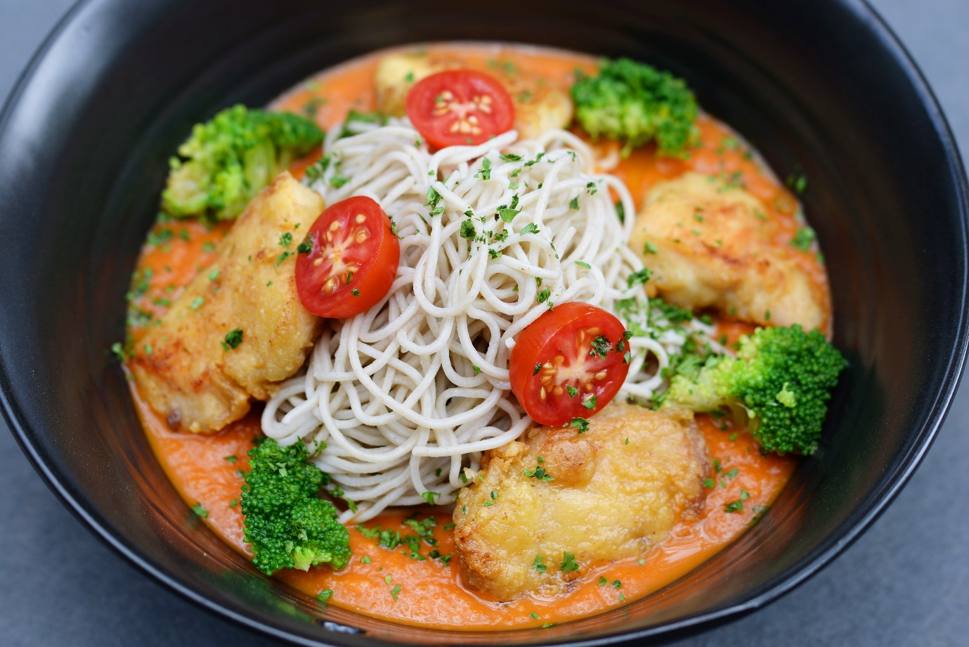 Giới trẻ Hà thành “phát sốt” với trào lưu ăn mì Soba tươi - Ảnh 8. Giới trẻ Hà thành “phát sốt” với trào lưu ăn mì Soba tươi - Ảnh 8.