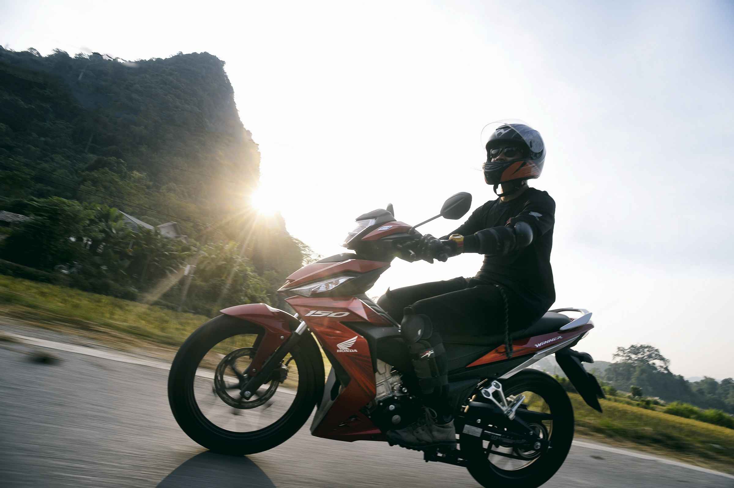 Đi phượt mùa này, nhớ “may túi 3 gang” mang đi đựng “quà” Hà Giang - Ảnh 1. Đi phượt mùa này, nhớ “may túi 3 gang” mang đi đựng “quà” Hà Giang - Ảnh 1.