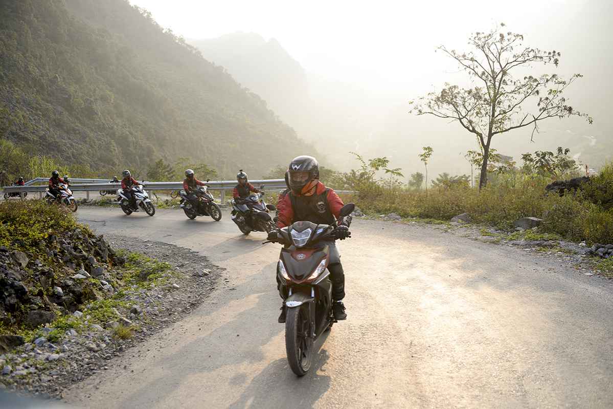Đi phượt mùa này, nhớ “may túi 3 gang” mang đi đựng “quà” Hà Giang - Ảnh 3. Đi phượt mùa này, nhớ “may túi 3 gang” mang đi đựng “quà” Hà Giang - Ảnh 3.