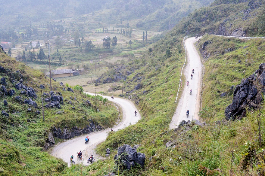 Đi phượt mùa này, nhớ “may túi 3 gang” mang đi đựng “quà” Hà Giang - Ảnh 5. Đi phượt mùa này, nhớ “may túi 3 gang” mang đi đựng “quà” Hà Giang - Ảnh 5.