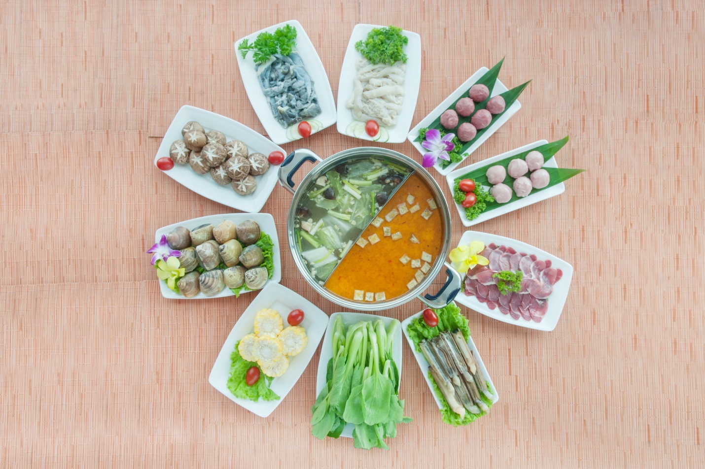 Ăn bữa trưa – Tặng bữa tối lẩu Hongkong & Dimsum - Ảnh 2. Ăn bữa trưa – Tặng bữa tối lẩu Hongkong & Dimsum - Ảnh 2.