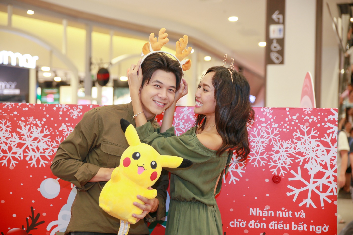 Tiết lộ về hộp quà Giáng sinh bí ẩn lần đầu tiên xuất hiện tại TP.HCM - Ảnh 7. Tiết lộ về hộp quà Giáng sinh bí ẩn lần đầu tiên xuất hiện tại TP.HCM - Ảnh 7.