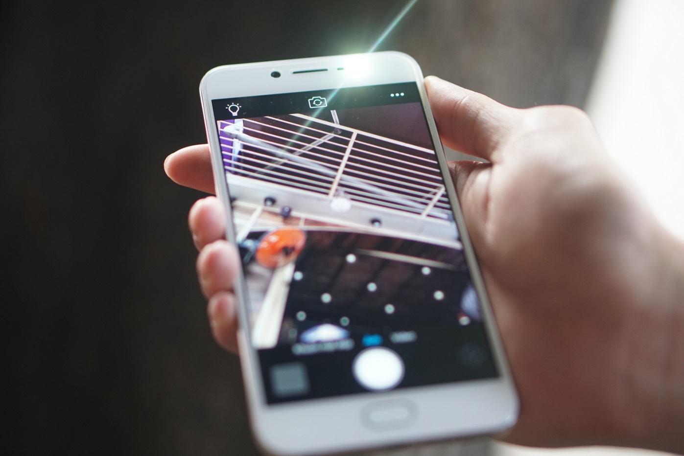 09 lý do khiến bạn “sẵn lòng” chi tiền để sở hữu ngay Vivo V5 - Ảnh 2. 09 lý do khiến bạn “sẵn lòng” chi tiền để sở hữu ngay Vivo V5 - Ảnh 2.