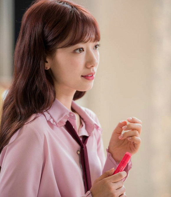 Màu hồng đang quá hot! Xem loạt phim đang “gây bão” này là thấy - Ảnh 6. Màu hồng đang quá hot! Xem loạt phim đang “gây bão” này là thấy - Ảnh 6.