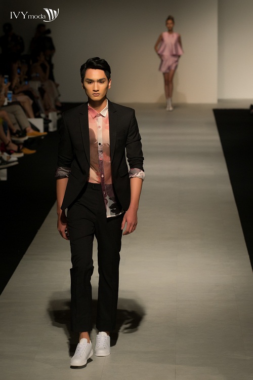 Xu hướng Unisex: Không còn là dị biệt - Ảnh 5. Xu hướng Unisex: Không còn là dị biệt - Ảnh 5.