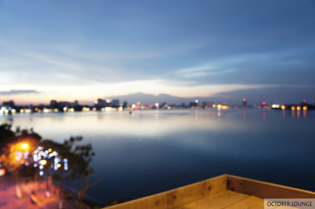 Tháng Mười – Quán café view Hồ Tây siêu đẹp cho những tâm hồn hoài cổ - Ảnh 11. Tháng Mười – Quán café view Hồ Tây siêu đẹp cho những tâm hồn hoài cổ - Ảnh 11.