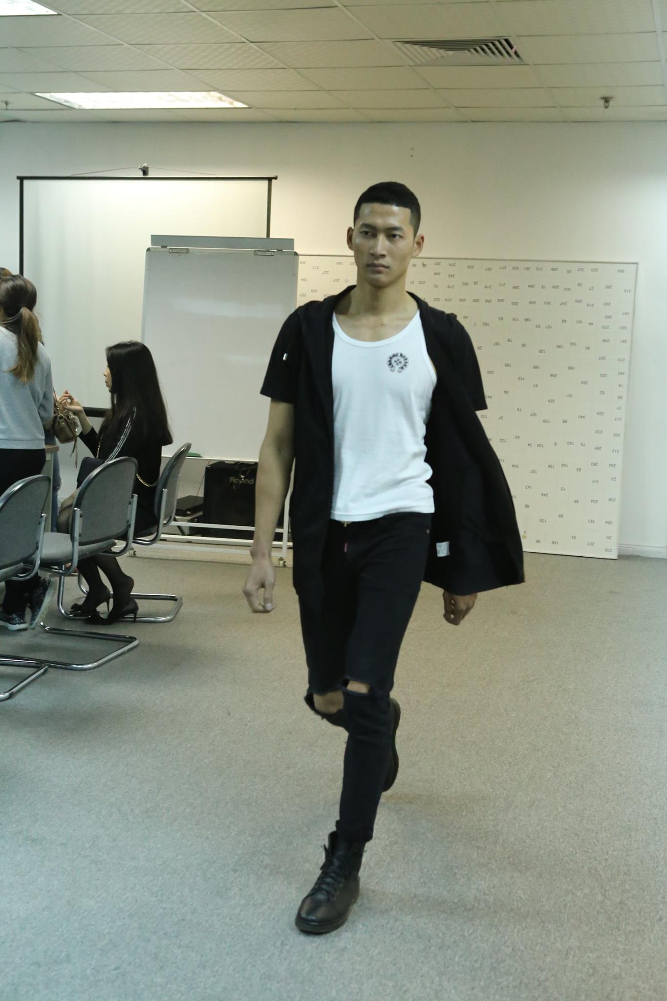 Xâm nhập hậu trường casting dàn mẫu hot của CANIFA Fashion Street in the City - Ảnh 4. Xâm nhập hậu trường casting dàn mẫu hot của CANIFA Fashion Street in the City - Ảnh 4.