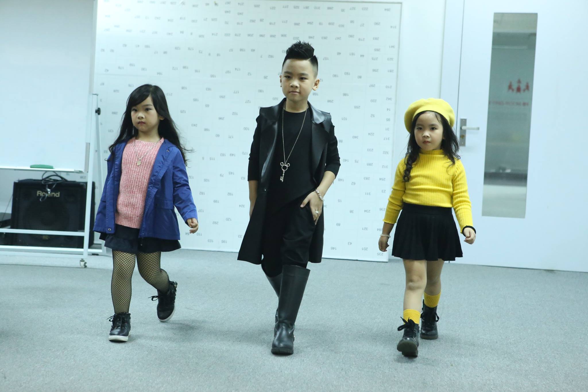 Xâm nhập hậu trường casting dàn mẫu hot của CANIFA Fashion Street in the City - Ảnh 8. Xâm nhập hậu trường casting dàn mẫu hot của CANIFA Fashion Street in the City - Ảnh 8.
