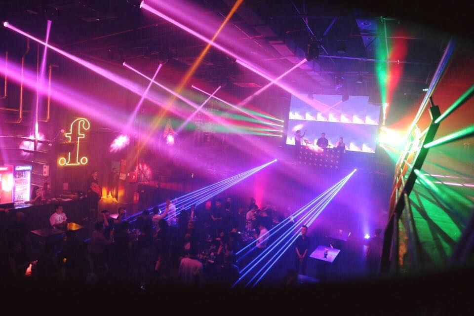 Tuấn Hưng, Noo Phước Thịnh, Bảo Anh khuấy đảo giới trẻ Hà thành dịp Valentine - Ảnh 8. Tuấn Hưng, Noo Phước Thịnh, Bảo Anh khuấy đảo giới trẻ Hà thành dịp Valentine - Ảnh 8.