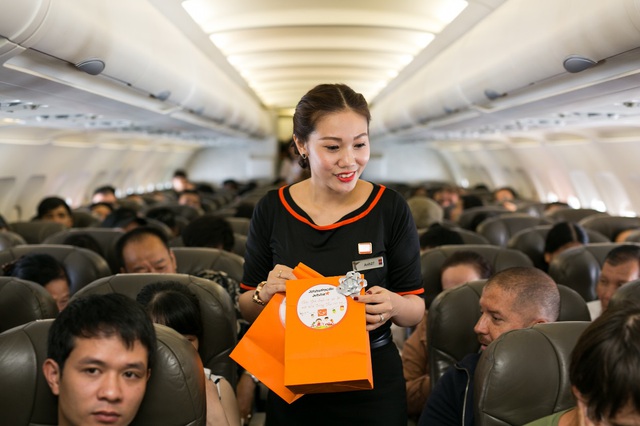 Trút bỏ đanh đá, Cám Lan Ngọc dịu dàng hoá Hằng Nga trên không - Ảnh 6. Trút bỏ đanh đá, Cám Lan Ngọc dịu dàng hoá Hằng Nga trên không - Ảnh 6.