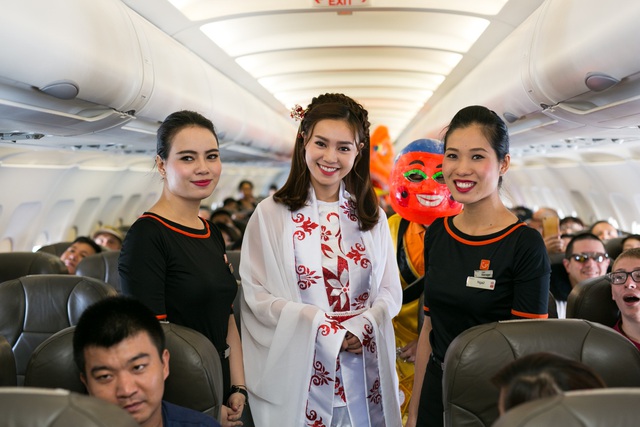 Trút bỏ đanh đá, Cám Lan Ngọc dịu dàng hoá Hằng Nga trên không - Ảnh 11. Trút bỏ đanh đá, Cám Lan Ngọc dịu dàng hoá Hằng Nga trên không - Ảnh 11.