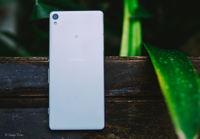Sony Xperia XA đẹp “quyến rũ”, không thể không yêu - Ảnh 4. Sony Xperia XA đẹp “quyến rũ”, không thể không yêu - Ảnh 4.