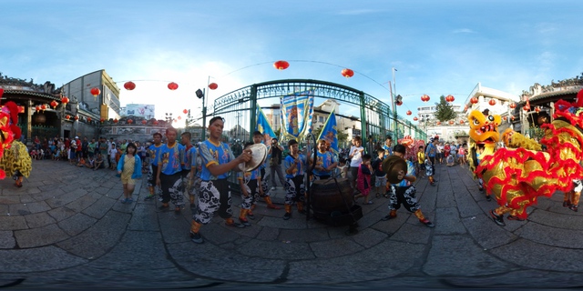 Lễ chùa đầu năm theo cách siêu độc đáo cùng camera 360 - Ảnh 4. Lễ chùa đầu năm theo cách siêu độc đáo cùng camera 360 - Ảnh 4.