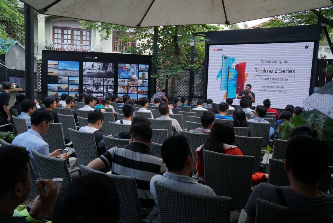 Người dùng nhận xét gì về bộ đôi Realme 2 Series vừa chính thức lên kệ? - Ảnh 1. Người dùng nhận xét gì về bộ đôi Realme 2 Series vừa chính thức lên kệ? - Ảnh 1.