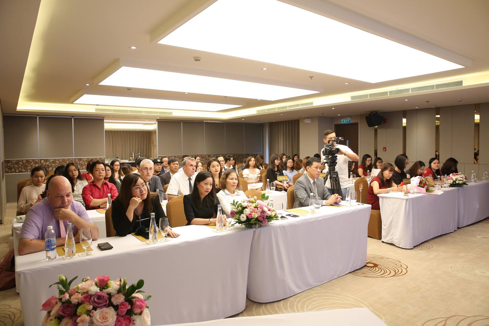 Luyện thi IELTS cam kết 100% đầu ra cùng Apax Leaders - Ảnh 2. Luyện thi IELTS cam kết 100% đầu ra cùng Apax Leaders - Ảnh 2.