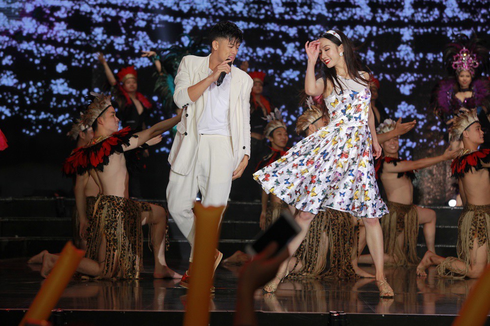 Countdown 2019: “Vũ khúc ánh sáng” - Ảnh 2. Countdown 2019: “Vũ khúc ánh sáng” - Ảnh 2.