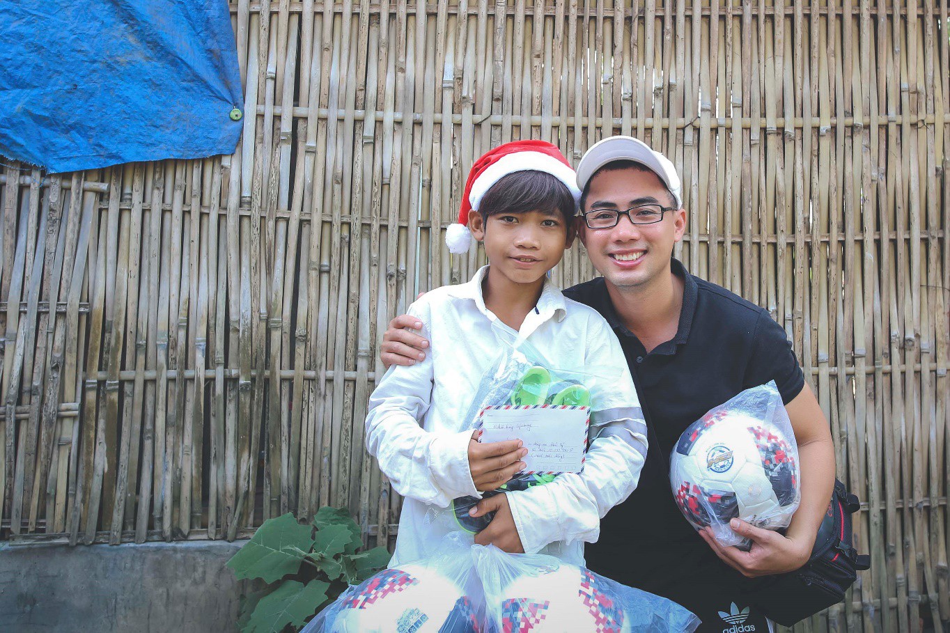 Không phải quà đắt tiền, đây mới là điều đáng giá nhất với trẻ em mùa Giáng sinh! - Ảnh 1. Không phải quà đắt tiền, đây mới là điều đáng giá nhất với trẻ em mùa Giáng sinh! - Ảnh 1.