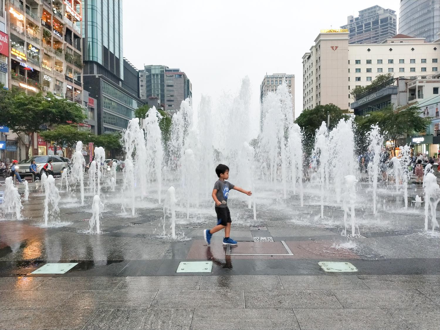 Trải nghiệm nhanh camera Realme 2 Pro: đáng thử ở phân khúc dưới 6 triệu đồng - Ảnh 5. Trải nghiệm nhanh camera Realme 2 Pro: đáng thử ở phân khúc dưới 6 triệu đồng - Ảnh 5.