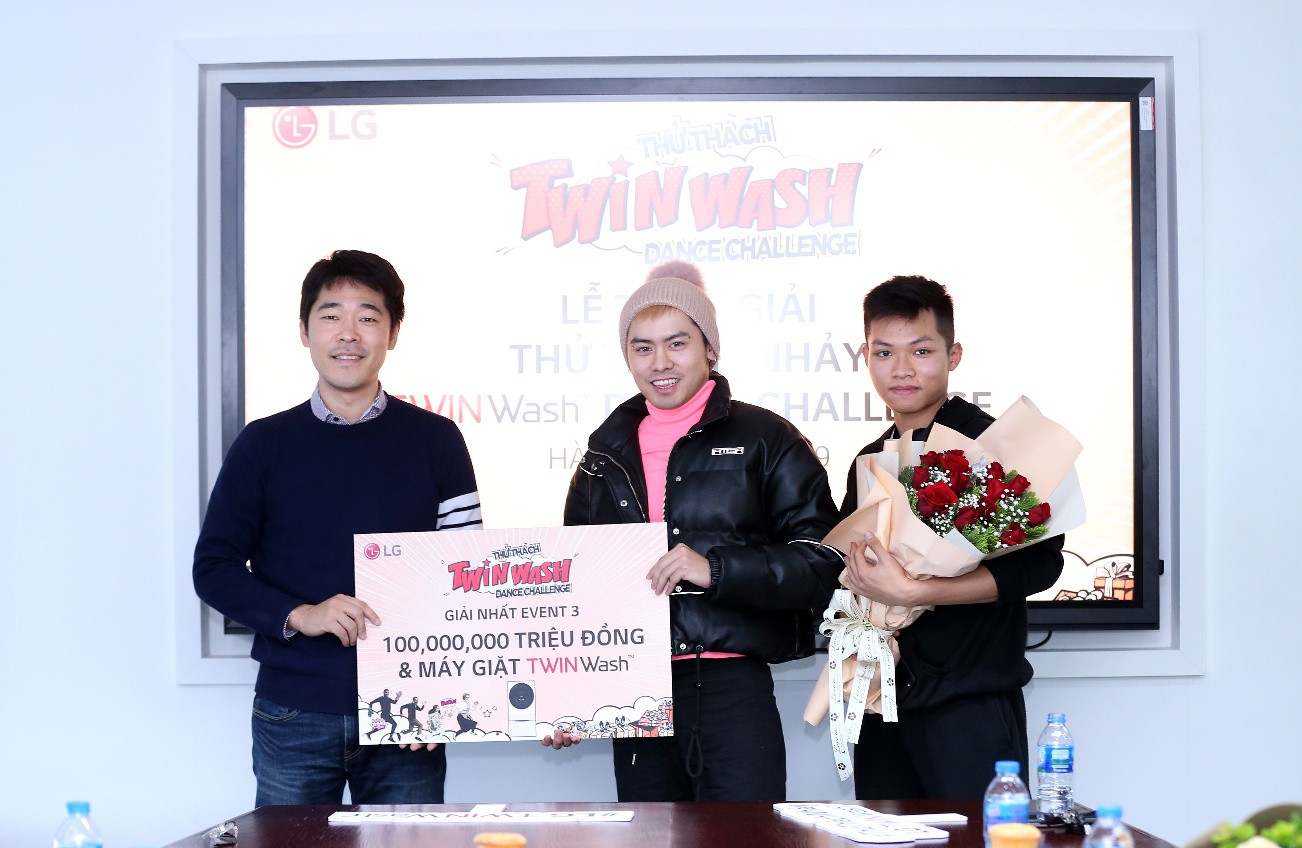 Cover cực đỉnh thử thách nhảy TWINWash, nhóm bạn trẻ nhận phần quà khủng từ LG Việt Nam - Ảnh 3. Cover cực đỉnh thử thách nhảy TWINWash, nhóm bạn trẻ nhận phần quà khủng từ LG Việt Nam - Ảnh 3.