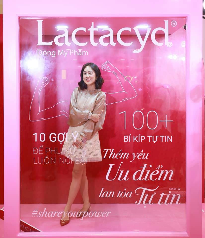 VJ Misoa cùng hàng ngàn cô gái xác lập kỷ lục Siêu túi bí kíp tự tin - Ảnh 4. VJ Misoa cùng hàng ngàn cô gái xác lập kỷ lục Siêu túi bí kíp tự tin - Ảnh 4.