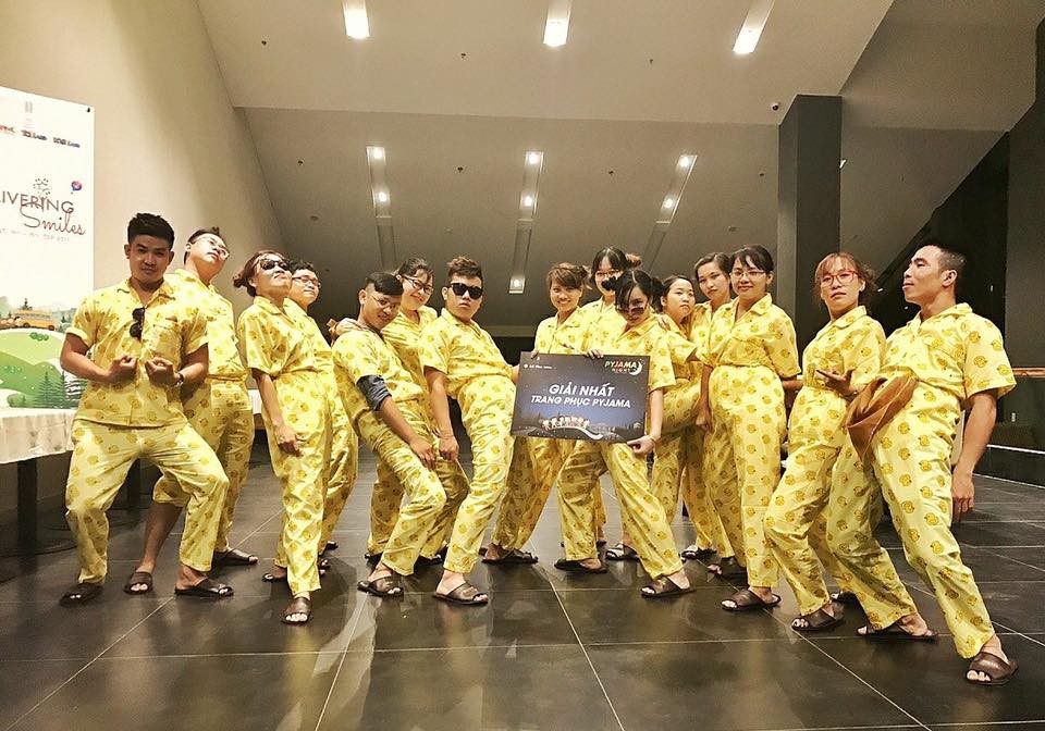 Công ty nhà người ta “chơi lớn” đưa cả team xuyên không về thời ấu thơ - Ảnh 8. Công ty nhà người ta “chơi lớn” đưa cả team xuyên không về thời ấu thơ - Ảnh 8.