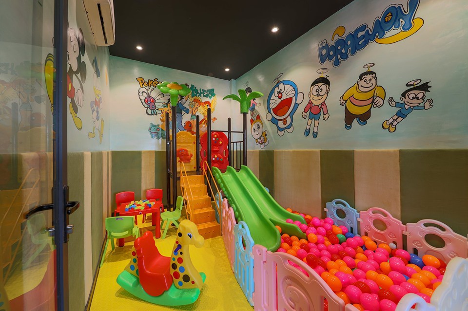 Ngày mưa thử đi check-in ở nhà hàng lẩu theo phong cách cổ trang xịn xò đất Đà thành - Ảnh 12. Ngày mưa thử đi check-in ở nhà hàng lẩu theo phong cách cổ trang xịn xò đất Đà thành - Ảnh 12.