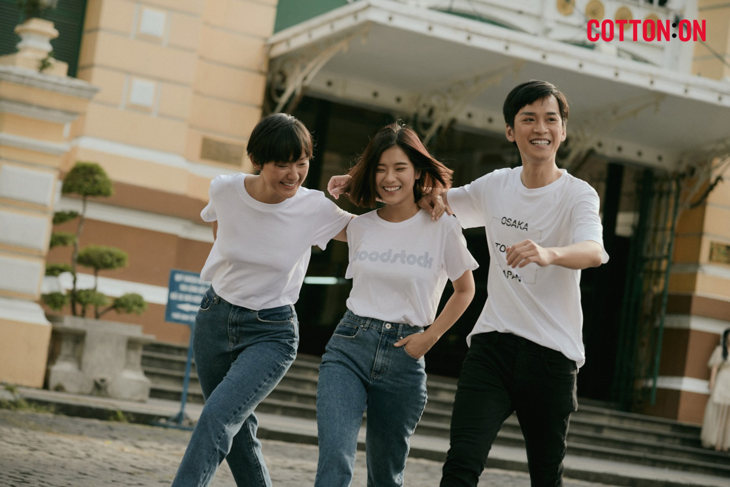 Có một Sài Gòn của COTTON:ON dung dị và thân thương đến thế qua bộ ảnh “Hello Saigon” - Ảnh 4. Có một Sài Gòn của COTTON:ON dung dị và thân thương đến thế qua bộ ảnh “Hello Saigon” - Ảnh 4.