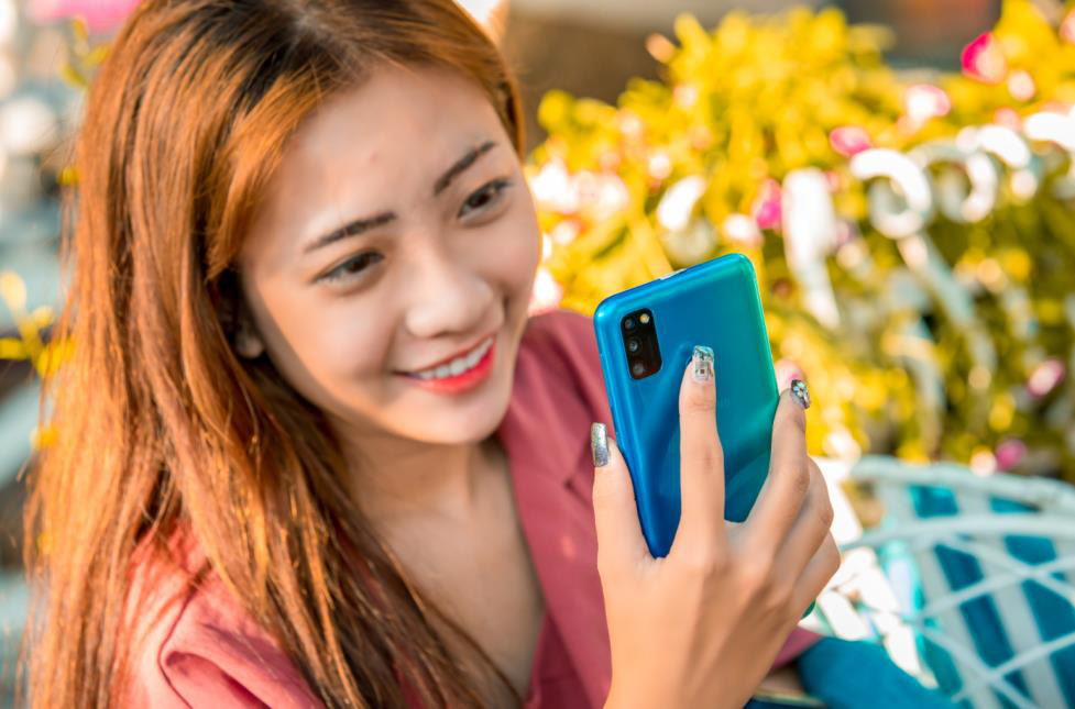 Rinh ngay smartphone sở hữu camera góc rộng, hiệu ứng bokeh, chụp thiếu sáng xịn xò, lại còn được giảm thêm 1 triệu đồng - Ảnh 2.