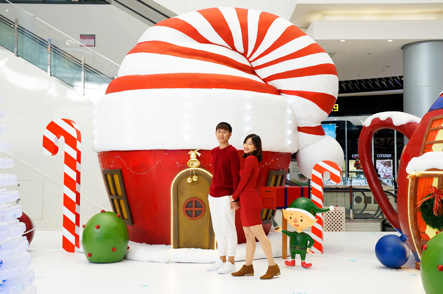 Khám phá ngôi làng Ông già Noel lần đầu có mặt tại AEON MALL Long Biên - Ảnh 3. Khám phá ngôi làng Ông già Noel lần đầu có mặt tại AEON MALL Long Biên - Ảnh 3.