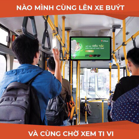 Bùng nổ quảng cáo LCD trên các tuyến buýt Hà Nội - Ảnh 1.