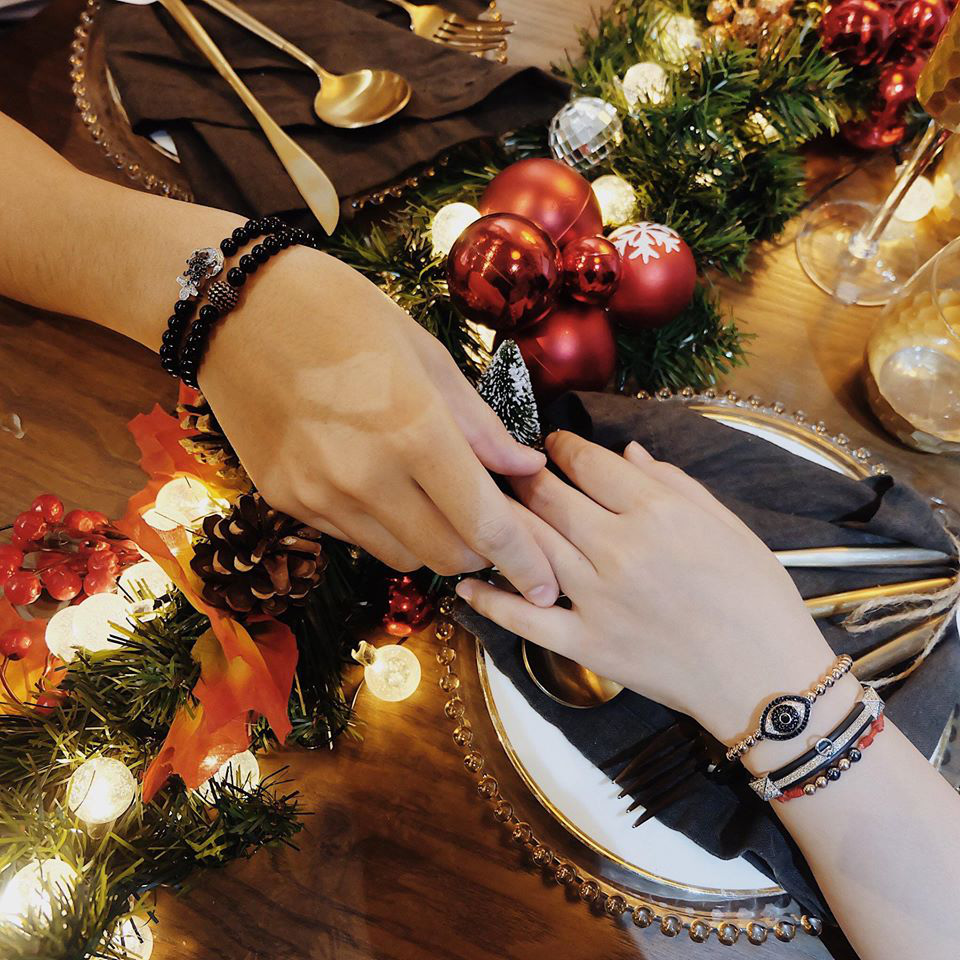 Giới trẻ rủ nhau mua vòng trang sức phong cách Hy Lạp siêu chất - Ảnh 5. Giới trẻ rủ nhau mua vòng trang sức phong cách Hy Lạp siêu chất - Ảnh 5.