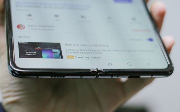 Giá 50 triệu, Galaxy Fold vẫn cháy hàng ở Việt Nam, vậy ai là người mua? - Ảnh 3. Giá 50 triệu, Galaxy Fold vẫn cháy hàng ở Việt Nam, vậy ai là người mua? - Ảnh 3.