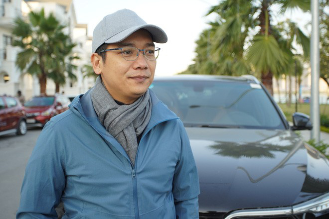 Dàn xe VinFast xếp thành hình chữ V khổng lồ - biểu tượng cho tinh thần mãnh liệt Việt Nam - Ảnh 8. Dàn xe VinFast xếp thành hình chữ V khổng lồ - biểu tượng cho tinh thần mãnh liệt Việt Nam - Ảnh 8.