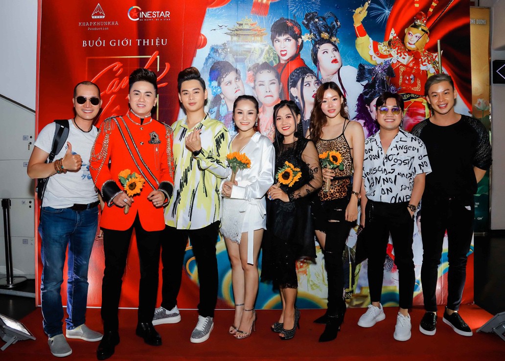 Bảo Chu bất chấp chơi lớn để thực hiện MV đầu tay “Gánh Lô tô yêu nữ Chu Chu” - Ảnh 2. Bảo Chu bất chấp chơi lớn để thực hiện MV đầu tay “Gánh Lô tô yêu nữ Chu Chu” - Ảnh 2.