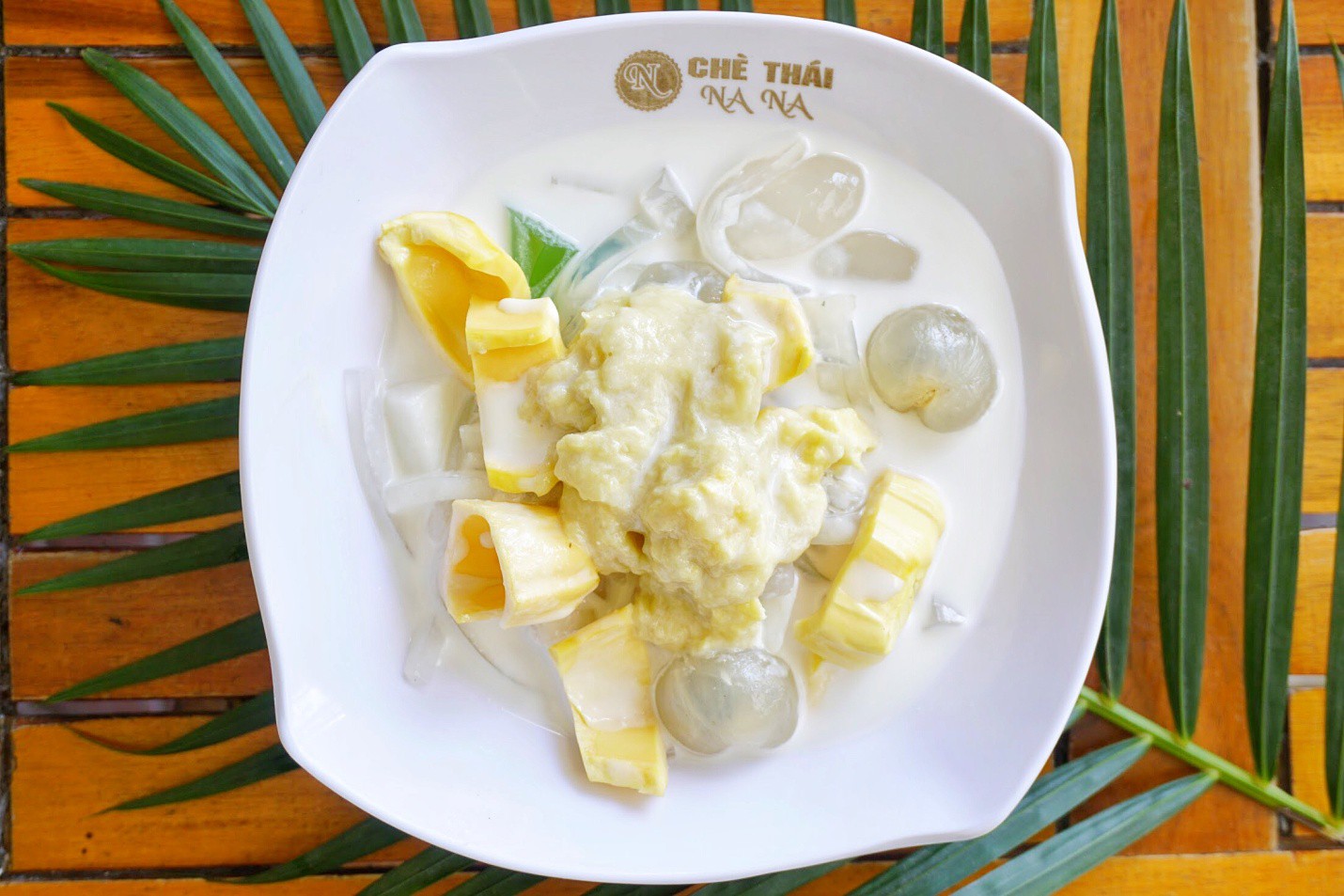 Đến Đà Nẵng ăn đặc sản chè Thái và tàu hũ sầu riêng, món quen mà lạ - Ảnh 3. Đến Đà Nẵng ăn đặc sản chè Thái và tàu hũ sầu riêng, món quen mà lạ - Ảnh 3.