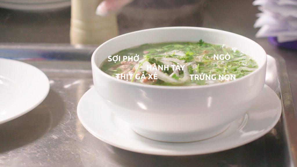 Đi tìm phở không nước lèo, phở tôm hùm sang chảnh tại Sài Gòn cùng Ngon khó cưỡng - Ảnh 2. Đi tìm phở không nước lèo, phở tôm hùm sang chảnh tại Sài Gòn cùng Ngon khó cưỡng - Ảnh 2.