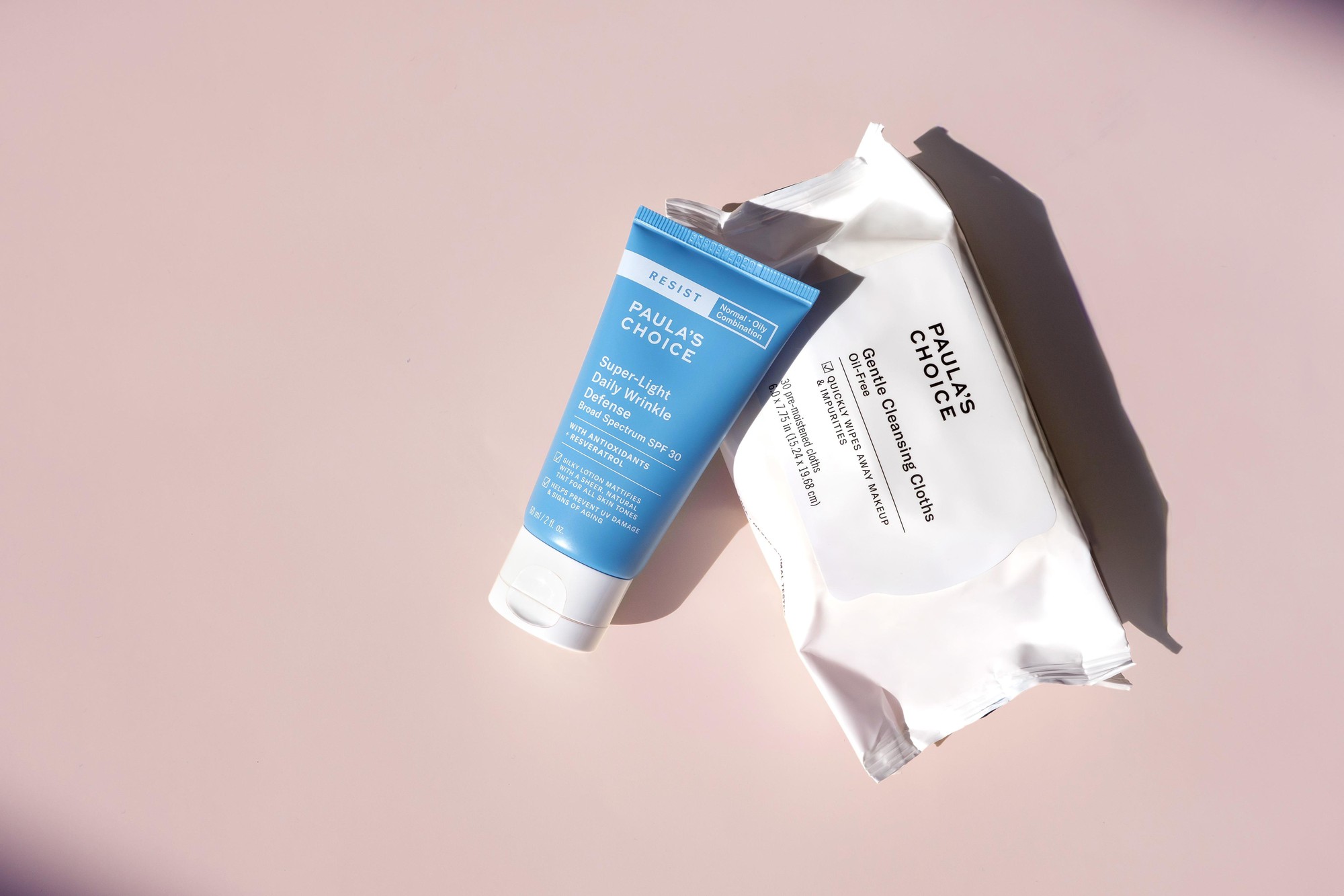 Tối giản quy trình chăm sóc da nhưng luôn cần giữ lại kem chống nắng - Ảnh 4. Tối giản quy trình chăm sóc da nhưng luôn cần giữ lại kem chống nắng - Ảnh 4.