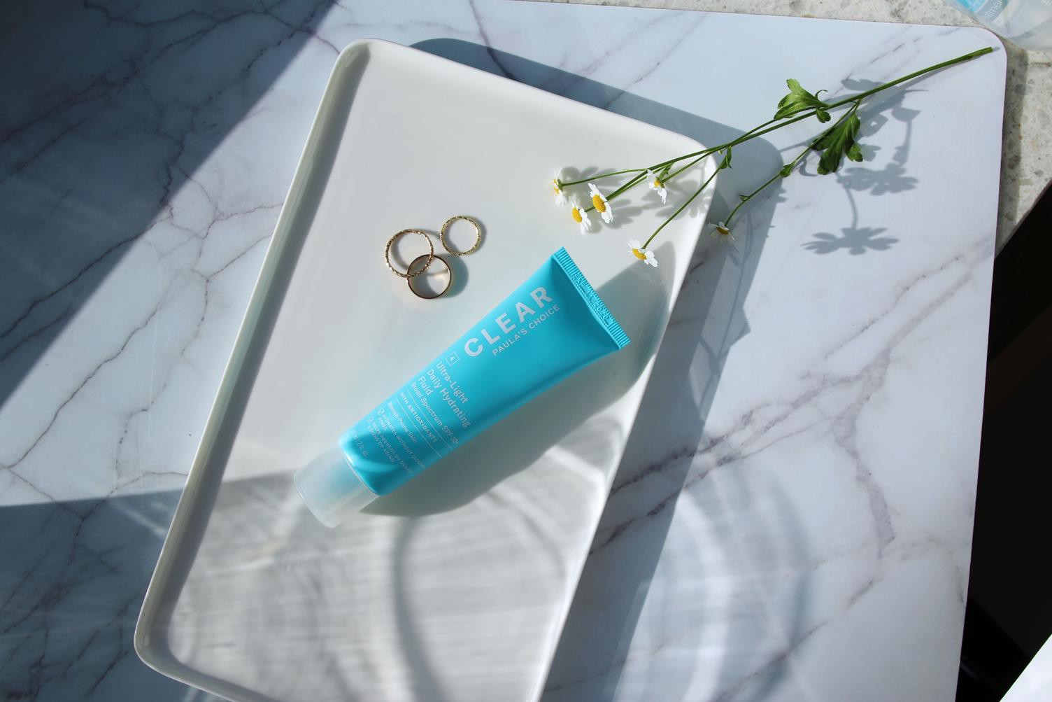 Tối giản quy trình chăm sóc da nhưng luôn cần giữ lại kem chống nắng - Ảnh 7. Tối giản quy trình chăm sóc da nhưng luôn cần giữ lại kem chống nắng - Ảnh 7.