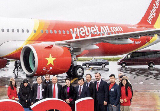 Chủ tịch Quốc hội Nguyễn Thị Kim Ngân cùng Vietjet nhận bàn giao máy bay thế hệ mới A321neo tại Toulouse, Pháp - Ảnh 2.