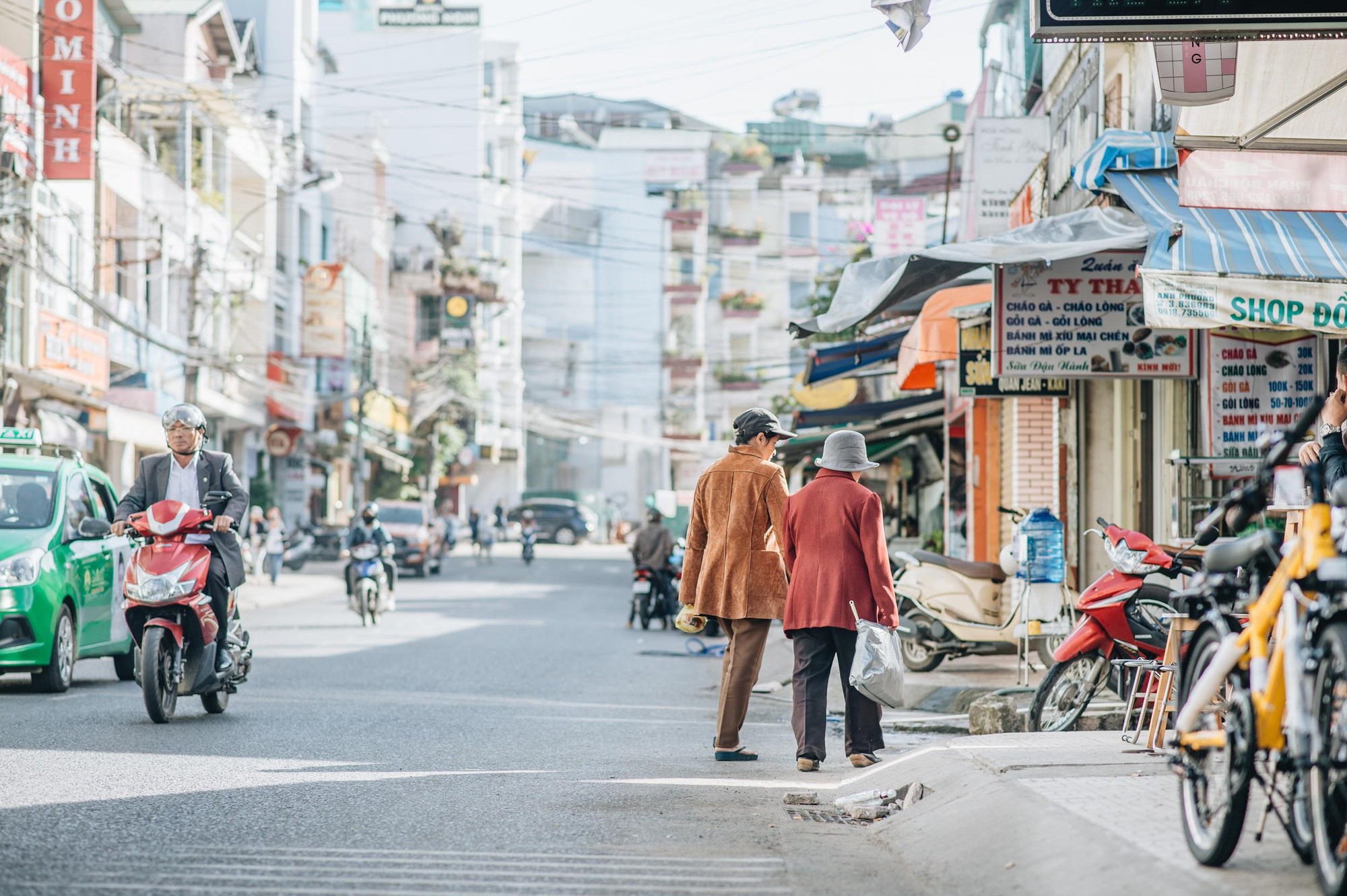 Giới trẻ bây giờ: Khát khao sống chất và có thể kiếm tiền từ trải nghiệm của bản thân - Ảnh 4. Giới trẻ bây giờ: Khát khao sống chất và có thể kiếm tiền từ trải nghiệm của bản thân - Ảnh 4.