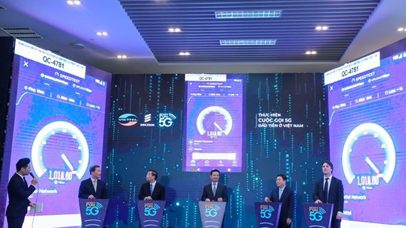 Viettel vừa sử dụng điện thoại OPPO để thử nghiệm 5G đầu tiên tại Việt Nam - Ảnh 2.